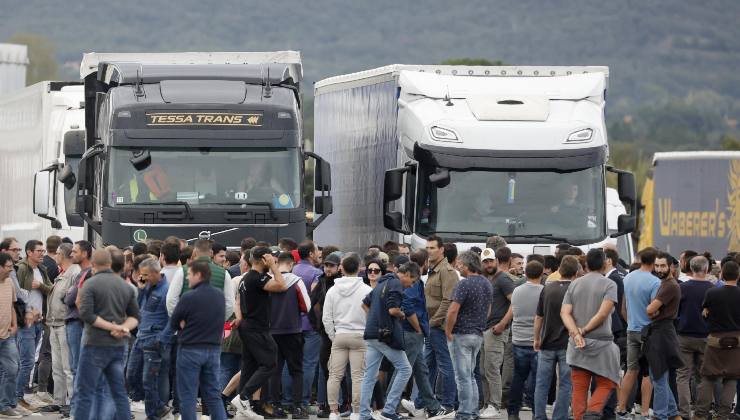 Asalto a camiones españoles en Francia