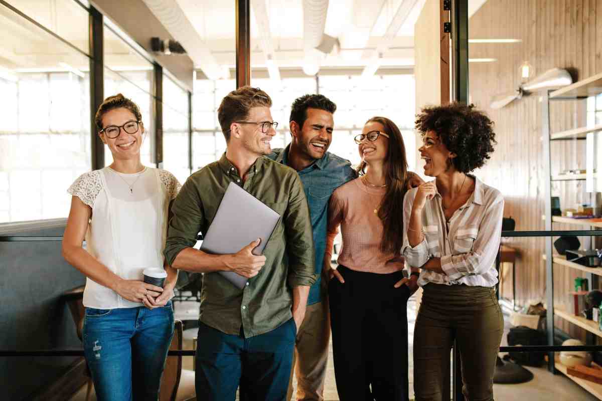 profesiones demandadas 2024 oportunidad laboral tecnología inteligencia artificial